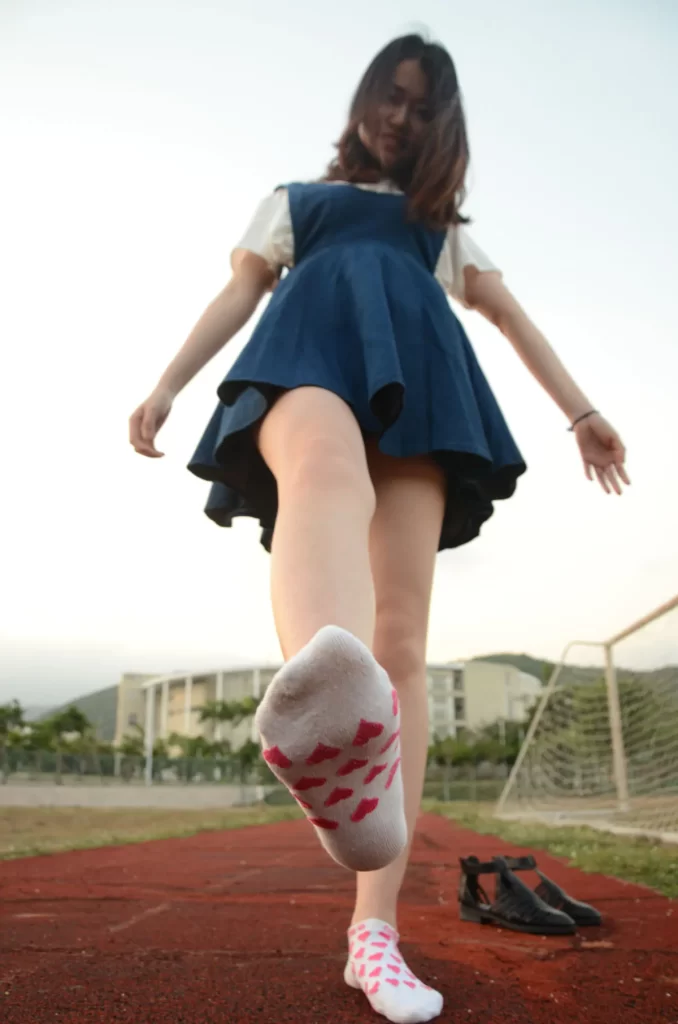 [合集]恋足系列《战前女神》套图143期+特辑+封山之作打包[32.6G]-浅川摄影