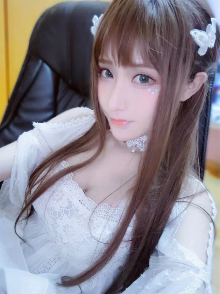 在下萝莉控ii – 全套5048期[9.3G-2025.10]-浅川摄影