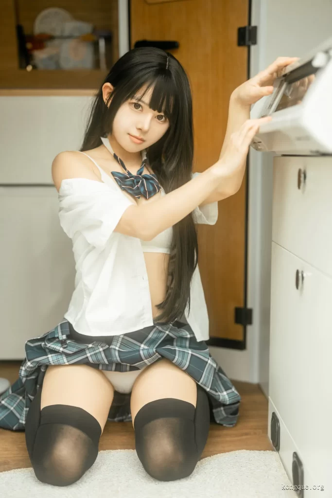 rua阮阮 – 全套合集18期[11.3G-2025.6]-浅川摄影