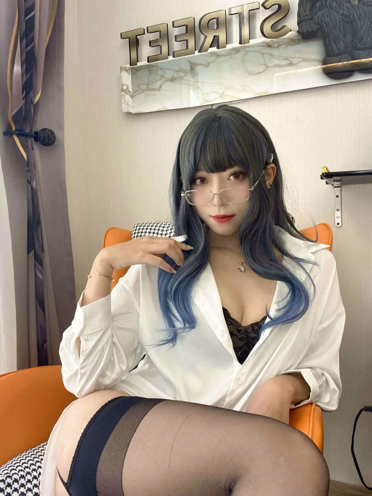 Money冷冷 – 全套54期&随包视频[74.3G-2026.1]-浅川摄影